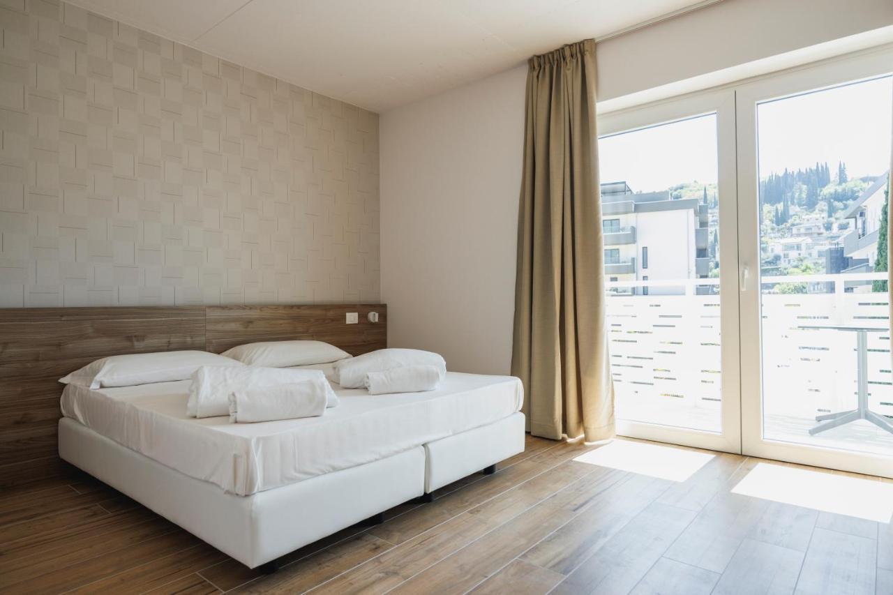 Lake Side Suites Рива-дель-Гарда Екстер'єр фото